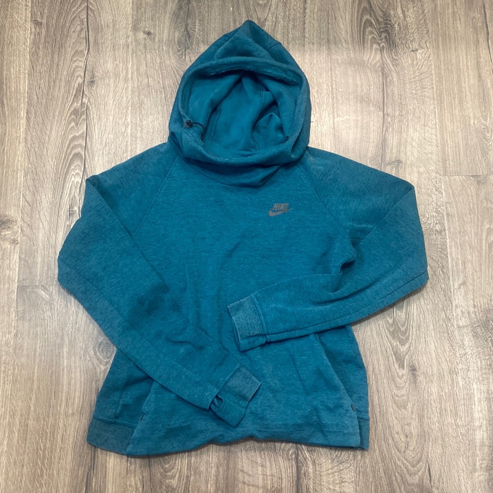 nike funnel-neck hoodie